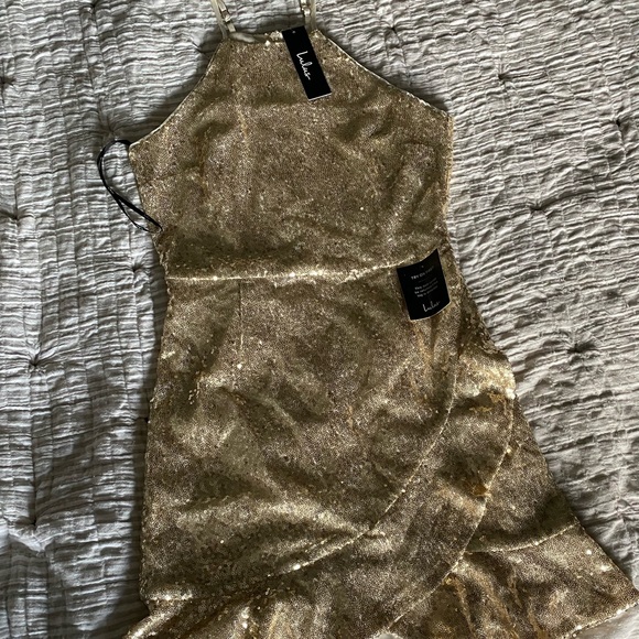 Lulu’s Sequin Gold Mini Dress - Picture 3 of 4